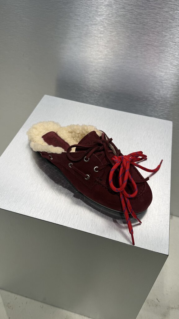 Posa Boat Loafer Mule FUR - Burgundy