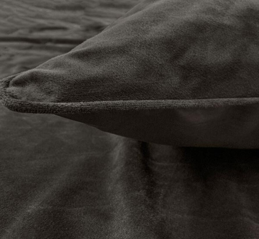 Velvet Piping - Diep Taupe Dekbedovertrek