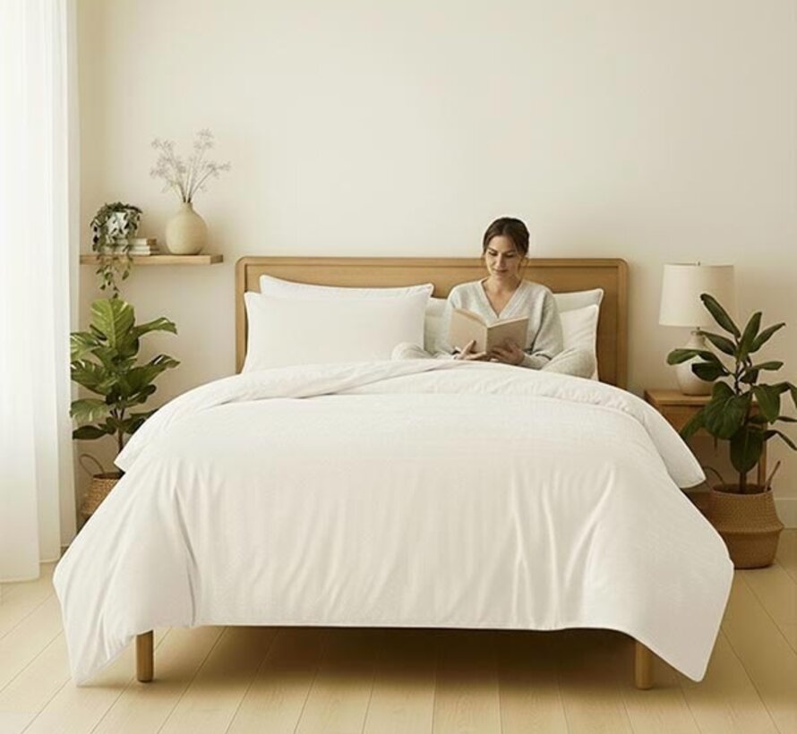 Velvet Coral - Off White Dekbedovertrek