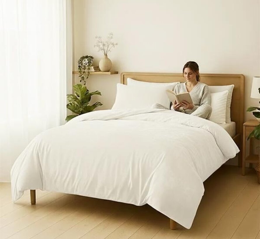 Velvet Coral - Off White Dekbedovertrek