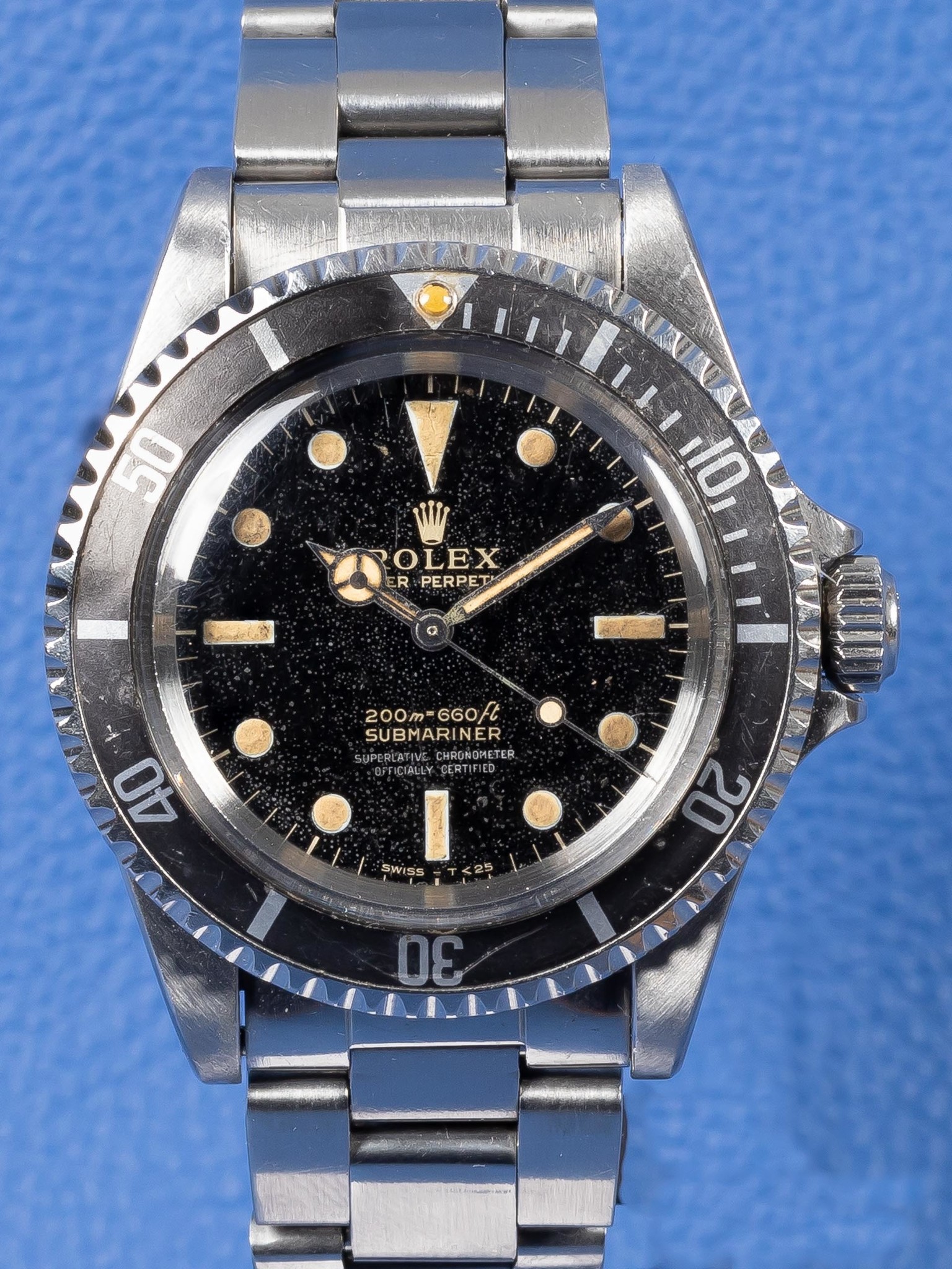 SOLD-Rolex Submariner reference 5512 from 1965 with a gilt four liner dial