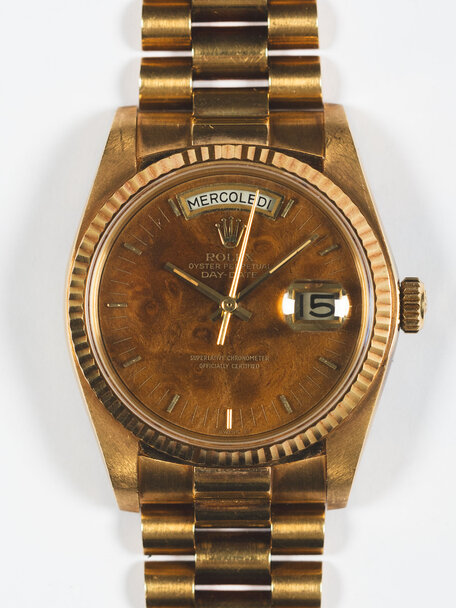 Rolex SOLD-Rolex Day-Date 18328 – Mahogany Dial – box papers