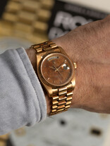 Rolex SOLD-Rolex Day-Date 18328 – Mahogany Dial – box papers