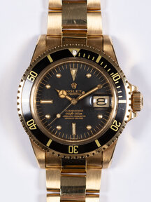 Rolex Rolex Submariner 1680 Yellow Gold Close to New Old Stock