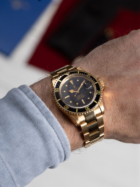 Rolex Rolex Submariner 1680 Yellow Gold “Feet First” Dial – 1977 – Close to New Old Stock