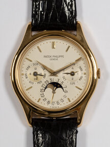 Patek Philippe Patek Philippe Perpetual Calendar Ref. 3940J 2nd Series – 18K Yellow Gold 1988