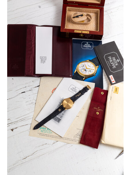 Patek Philippe Patek Philippe Perpetual Calendar Ref. 3940J Second Series – 18K Yellow Gold