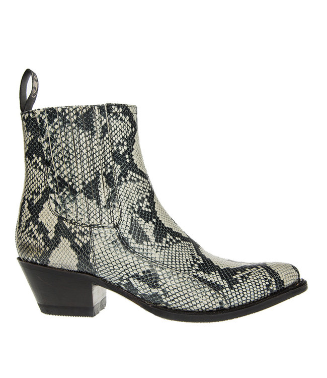 sendra snake