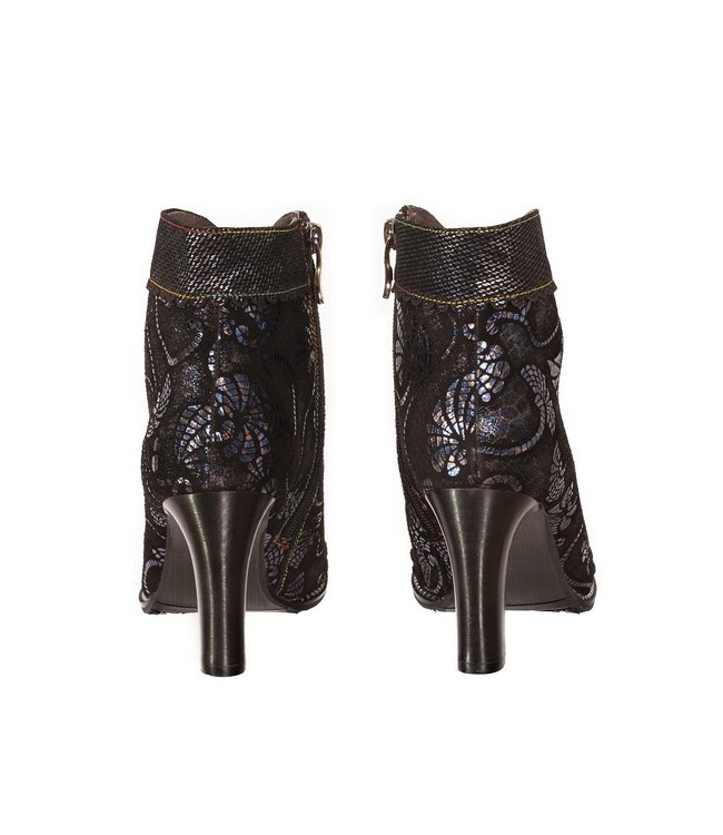 Laura Vita enkellaarsje zwart suède