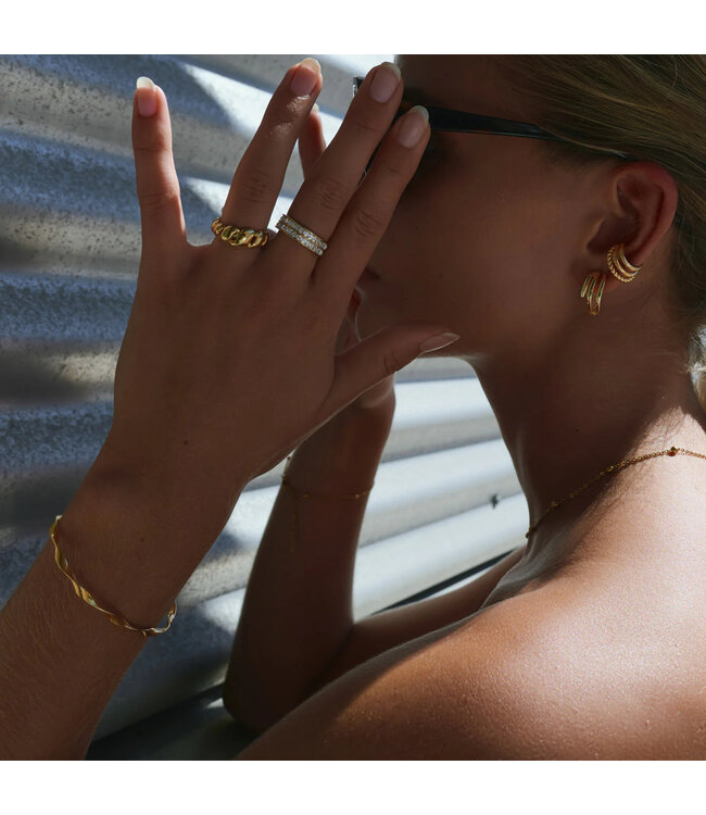 Juniper Wavy Twisted Bangle stainless steel