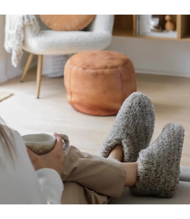 The Cozy Sheep light grey wool slippers