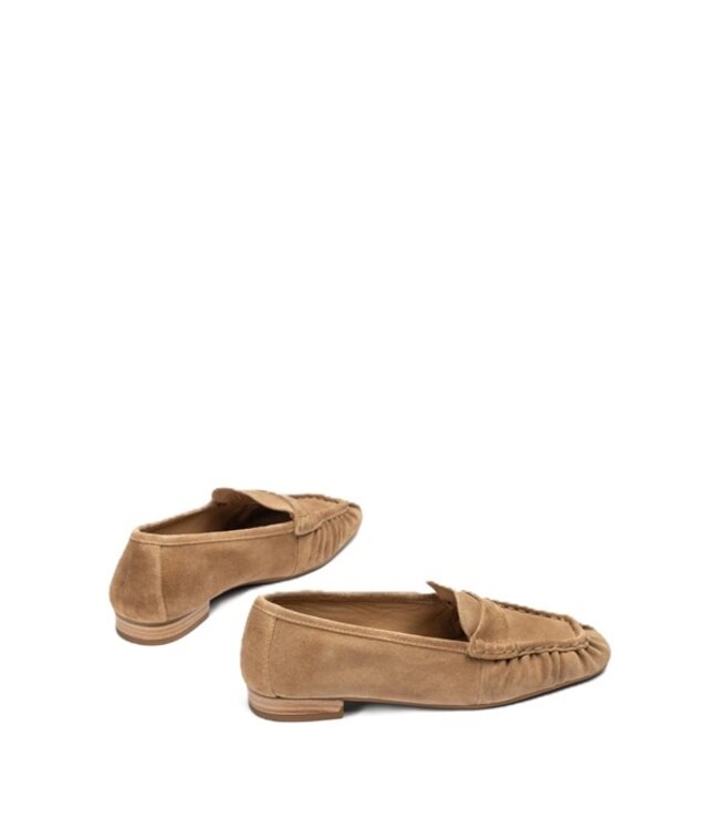 Unisa dames loafers met geplooide details beige suède