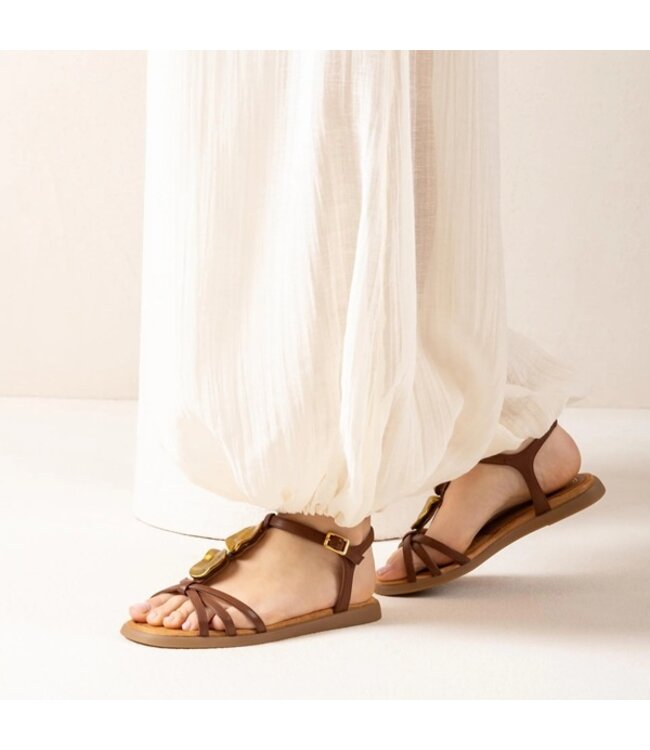 Unisa flat sandals with metal accessory brown leather