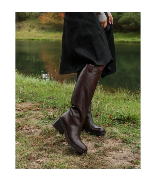 Julie Dee high boot black leather