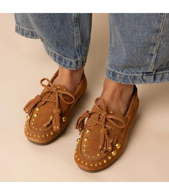 Lazamani bruin suède loafers met gouden studs