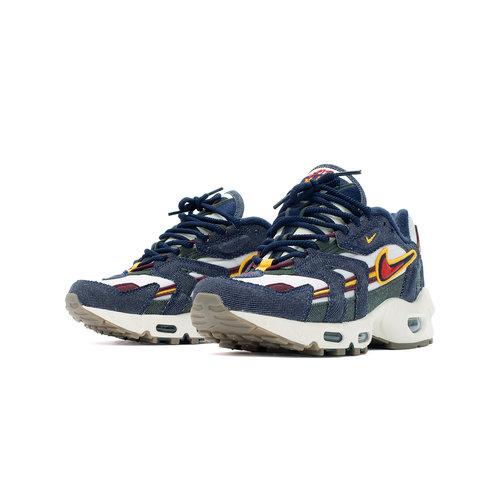 NIKE - WOEI