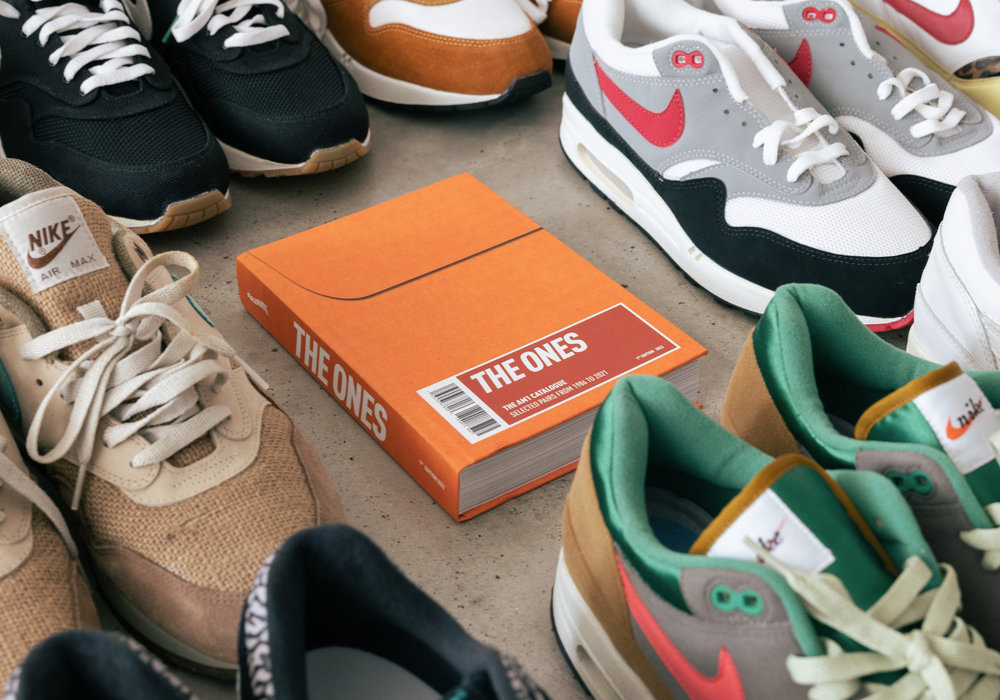 Verouderd consumptie kleermaker NEWS - THE ONES : THE AM1 CATALOGUE BOOK– SELECTED PAIRS FROM 1986 TO 2021  - WOEI