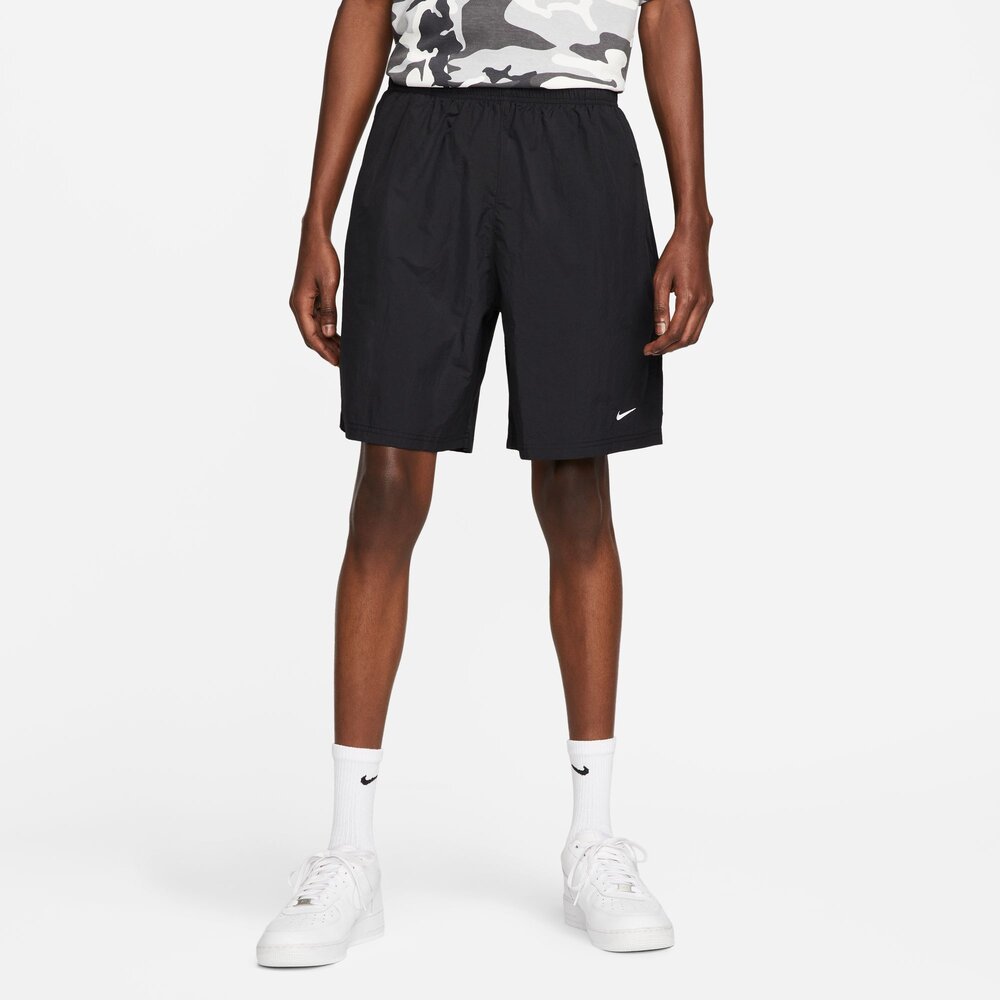 NIKE NIKE SOLOSWOOSH SHORTS NIKE SOLOSWOOSH SHORTS