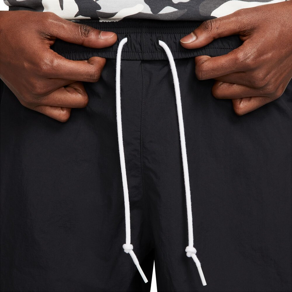 NIKE NIKE SOLOSWOOSH SHORTS NIKE SOLOSWOOSH SHORTS
