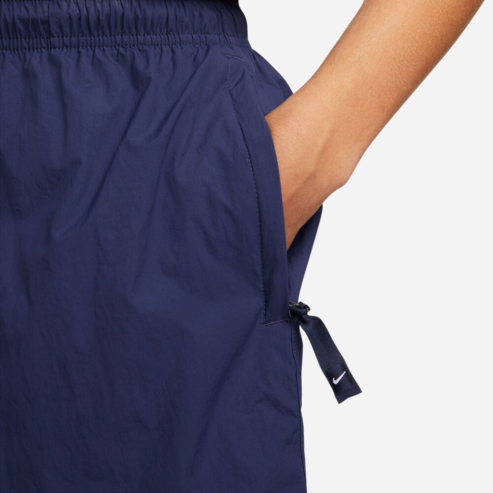 NIKE NIKE SOLOSWOOSH SHORTS NIKE SOLOSWOOSH SHORTS