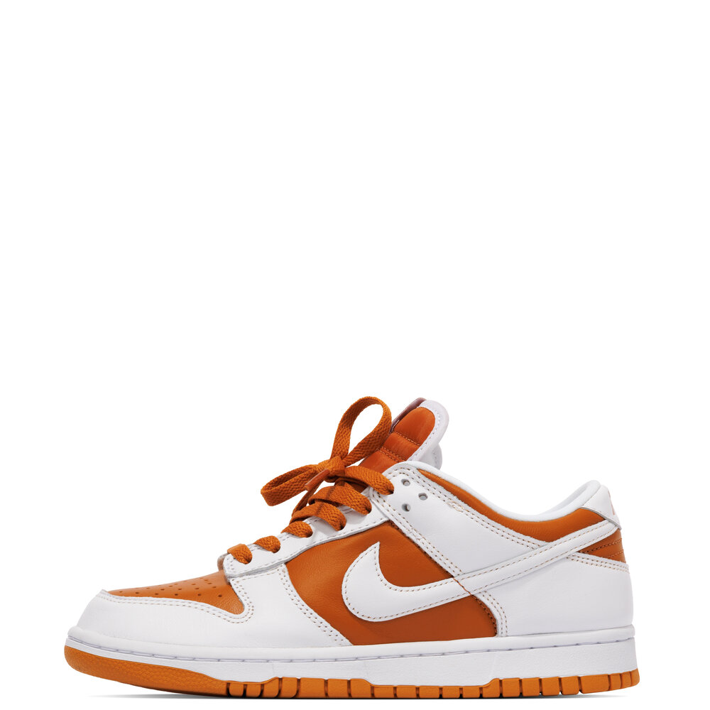 NIKE DUNK LOW QS