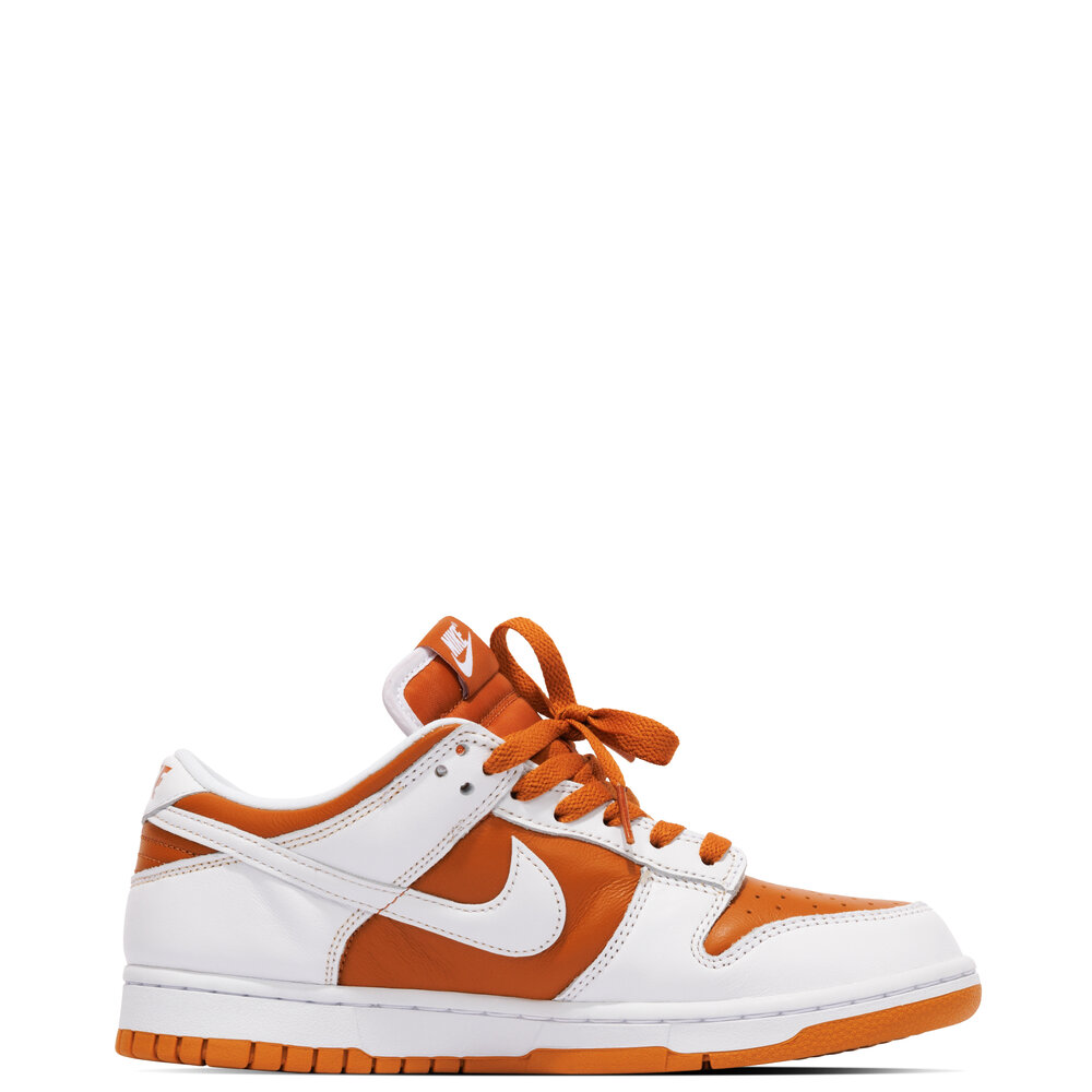 NIKE DUNK LOW QS