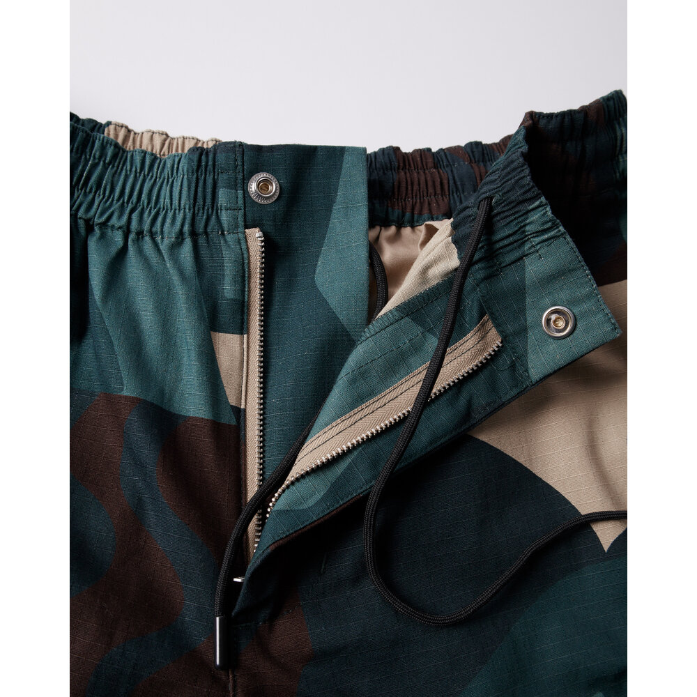 BY PARRA DISTORTED CAMO SHORTS