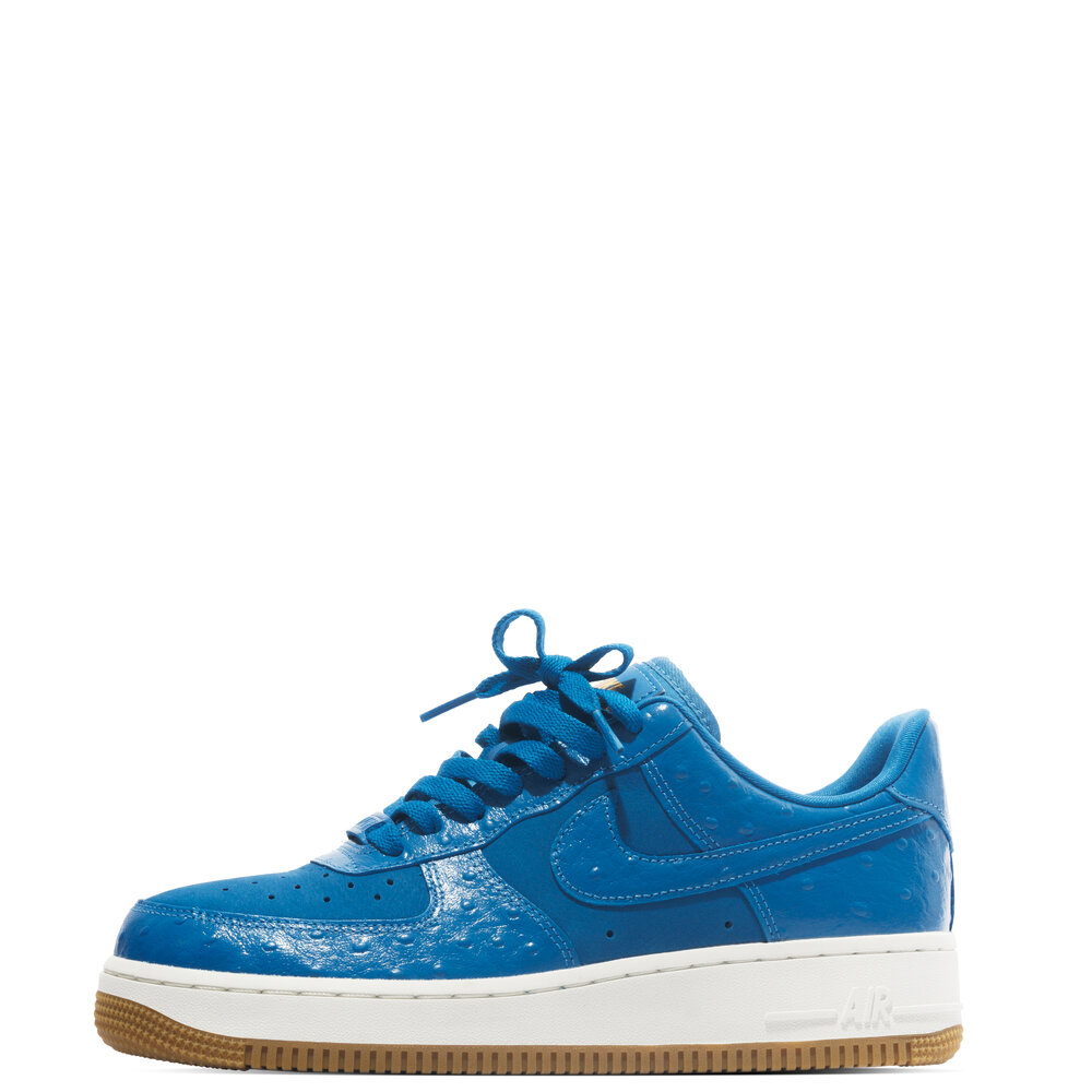 WMNS NIKE AIR FORCE 1 ‘07 LX 'BLUE OSTRICH'