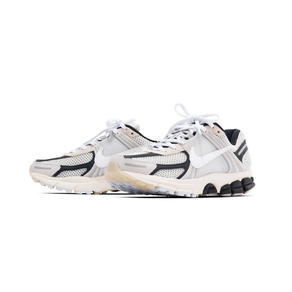 NIKE ZOOM VOMERO 5 PRM 'LIGHT BONE & BLACK'