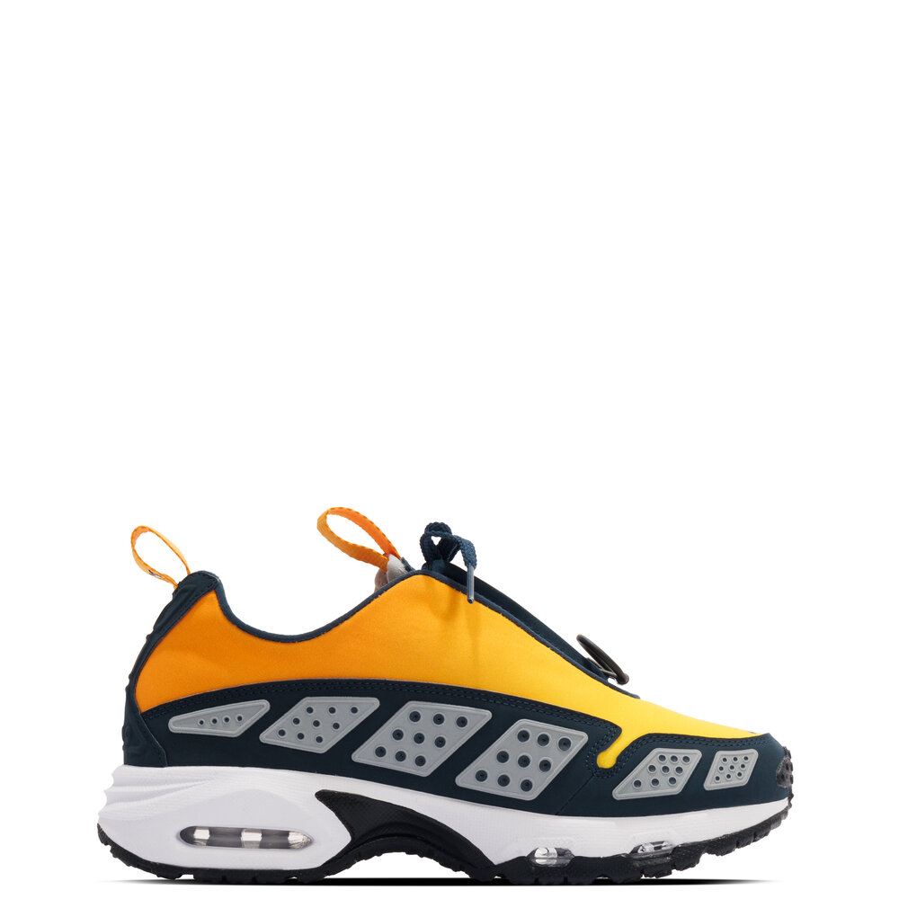 NIKE W AIR MAX SNDR 'CANYON GOLD'