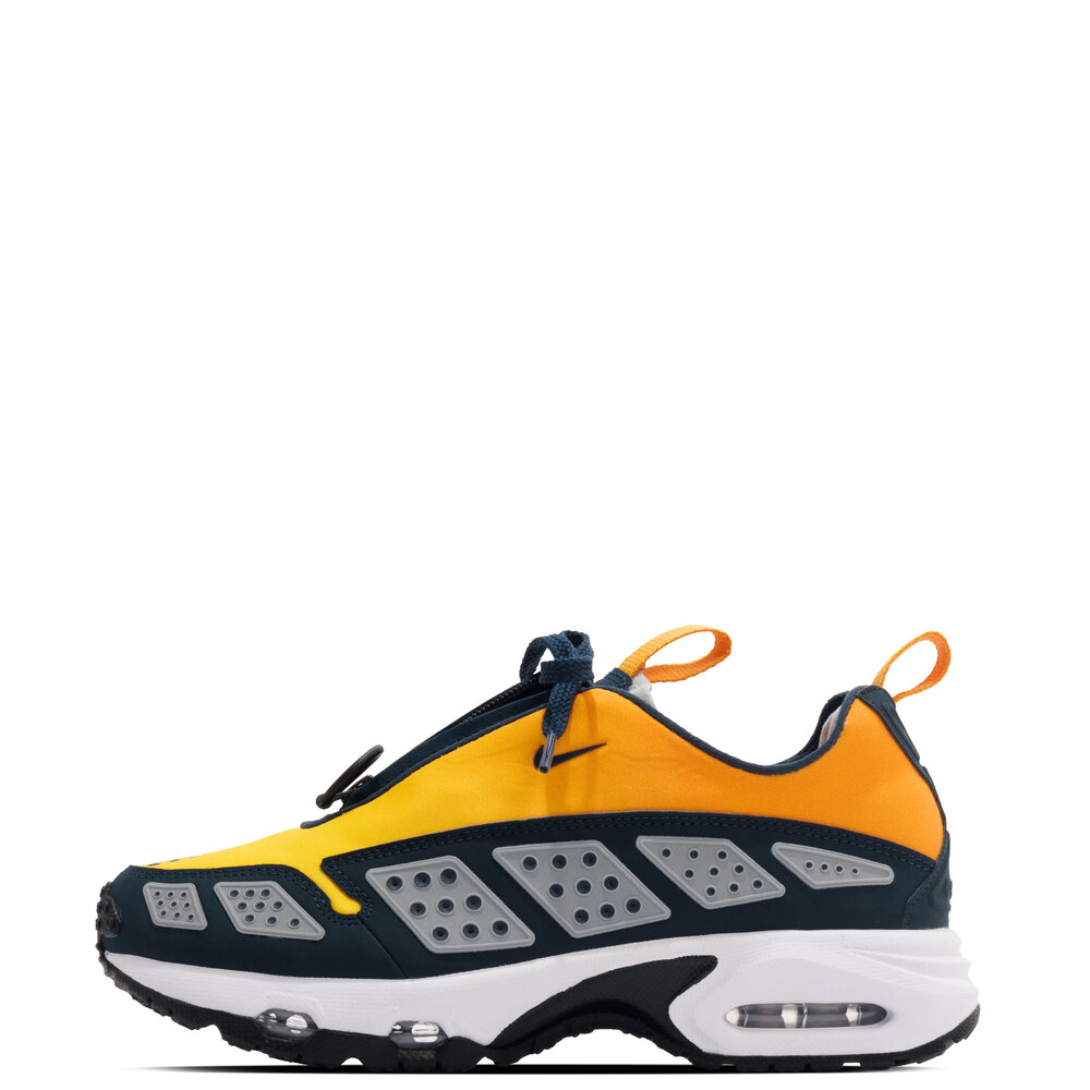 NIKE W AIR MAX SNDR 'CANYON GOLD'