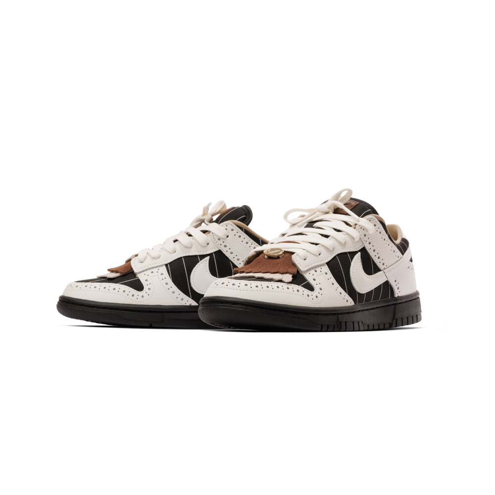 NIKE W DUNK LOW LX 'BROGUE PINSTRIPE'
