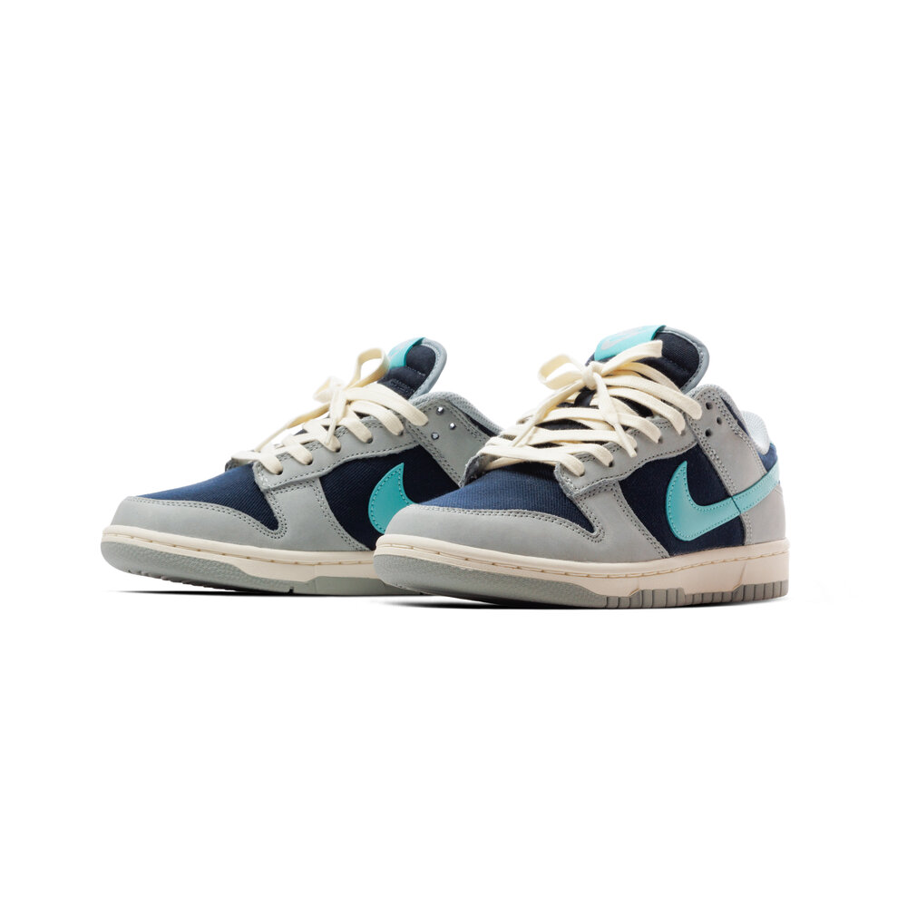 NIKE DUNK LOW RETRO PRM 'GREEN FROST'