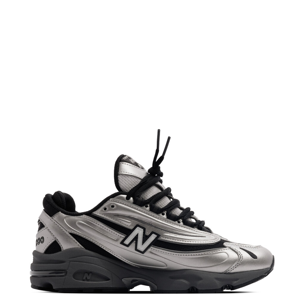 NEW BALANCE 1000 ‘METALLIC SILVER’