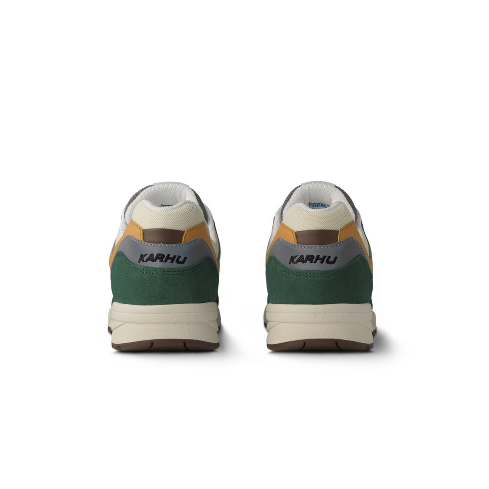 KARHU X MÖLKKY LEGACY 96 'WARM TAUPE'