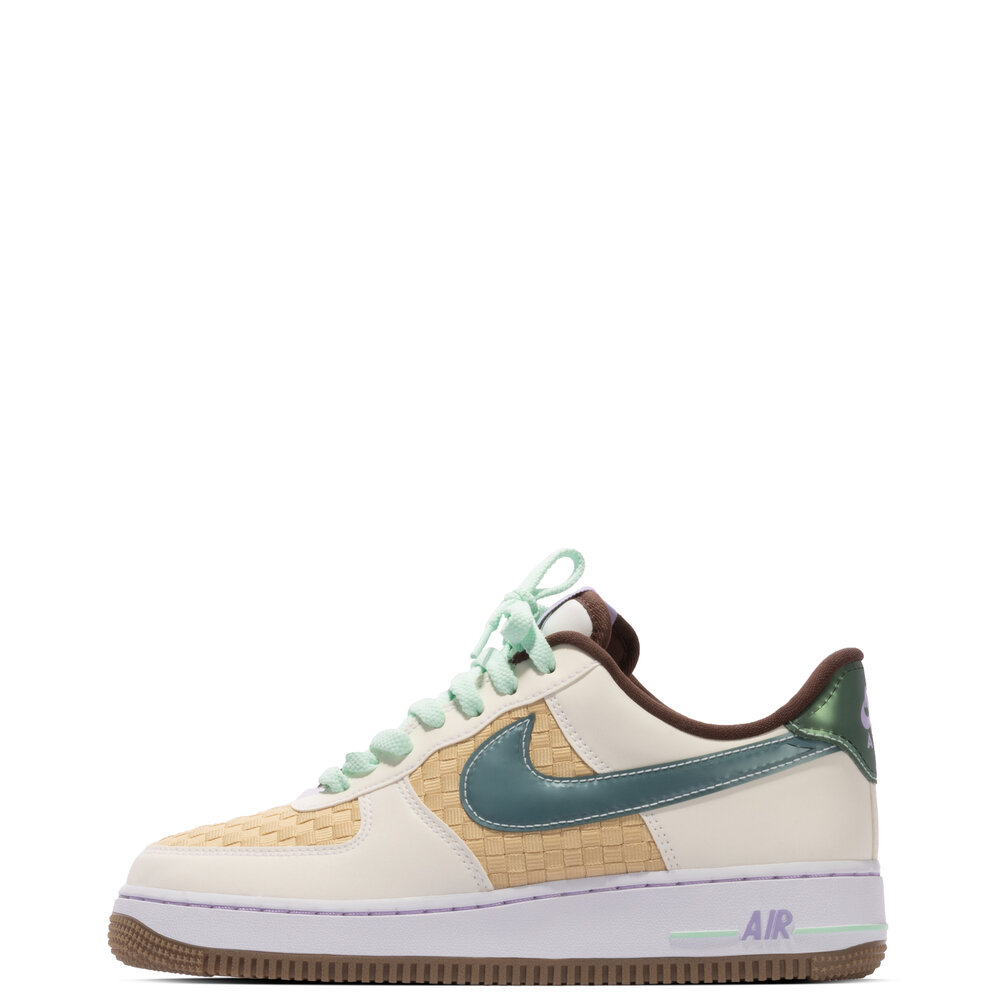 NIKE AIR FORCE 1 RETRO QS ‘EASTER'