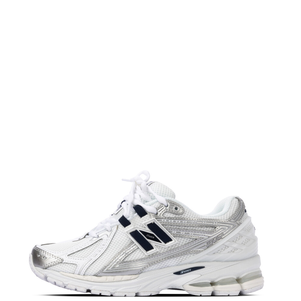 NEW BALANCE 1906 'WHITE & NAVY'
