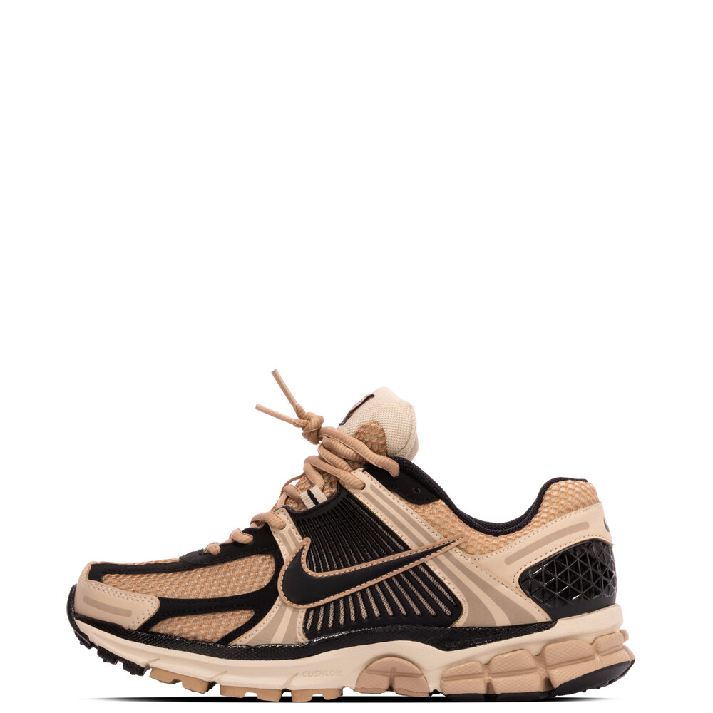 NIKE W ZOOM VOMERO 5 'SANDDRIFT'