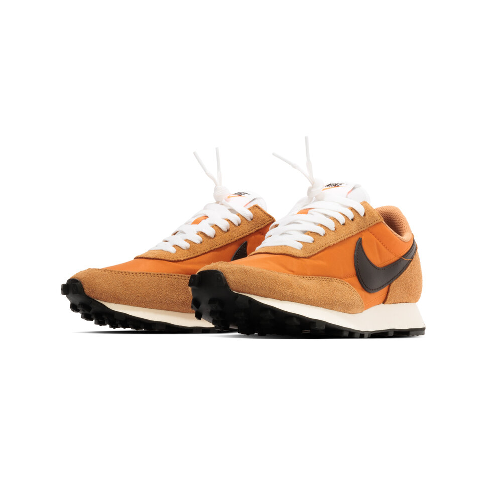 NIKE DAYBREAK SP ‘VELVET BROWN'