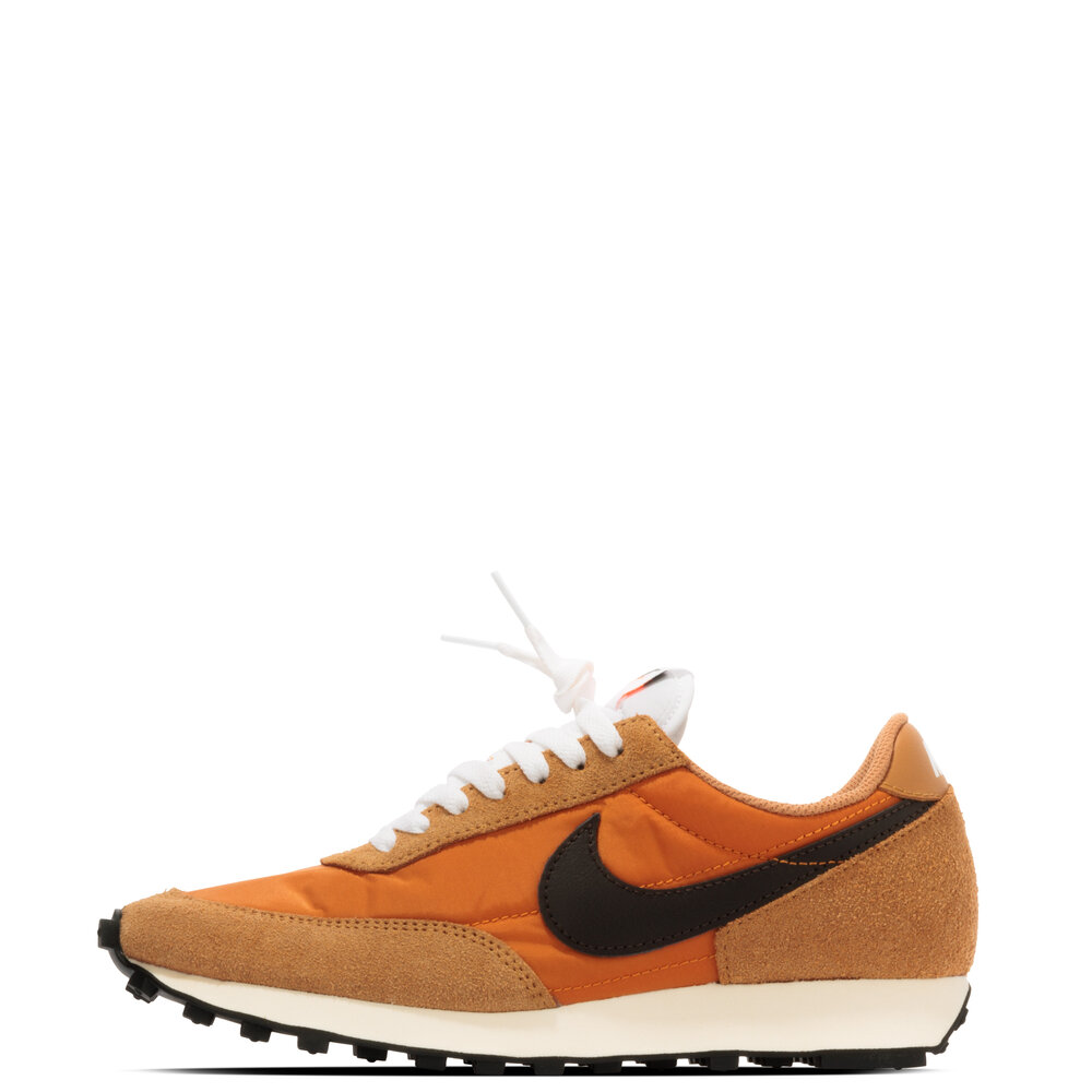 NIKE DAYBREAK SP ‘VELVET BROWN'