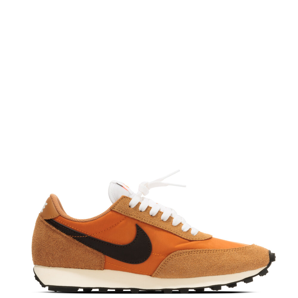 NIKE DAYBREAK SP ‘VELVET BROWN'