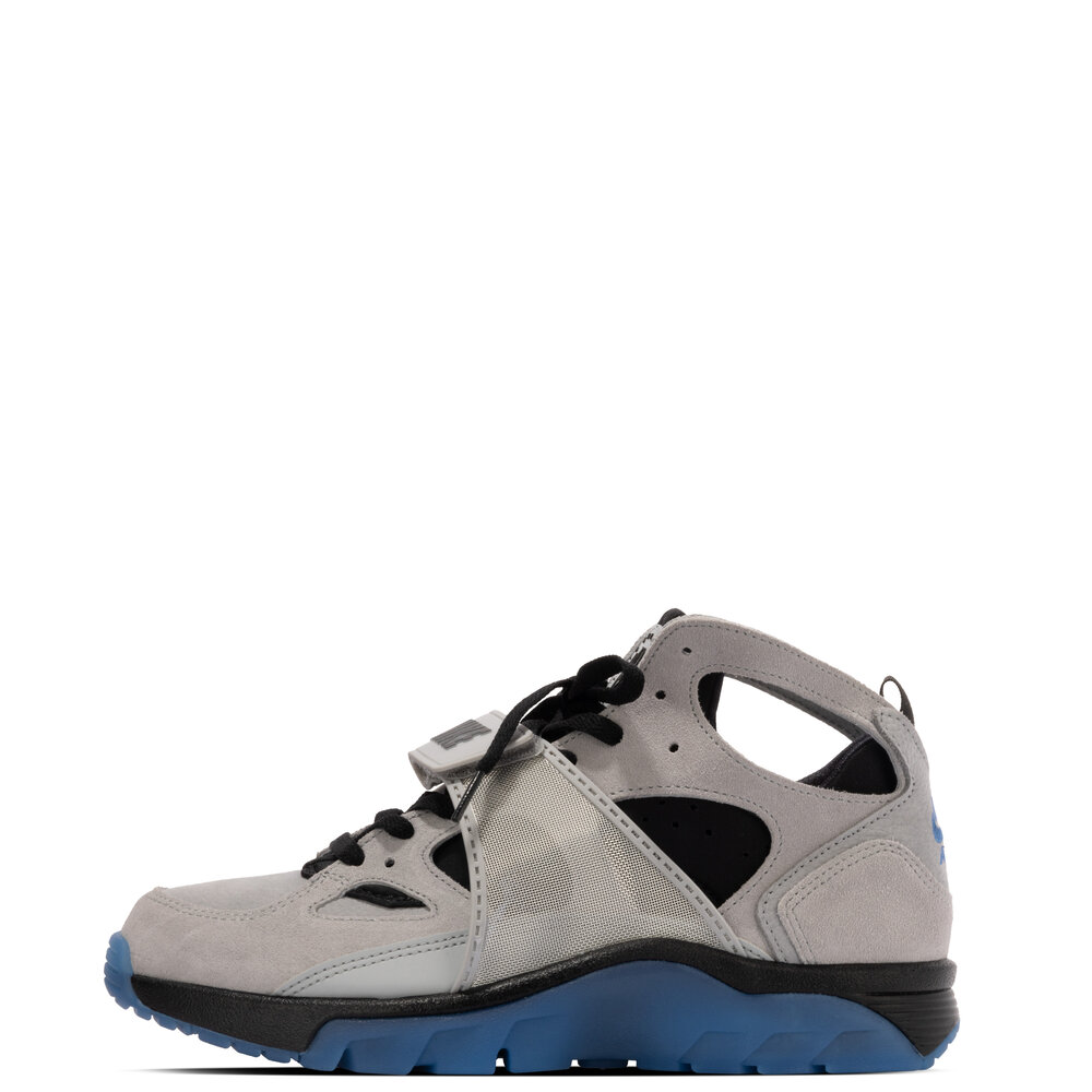 NIKE AIR TRAINER HUARACHE ‘WOLF GREY’
