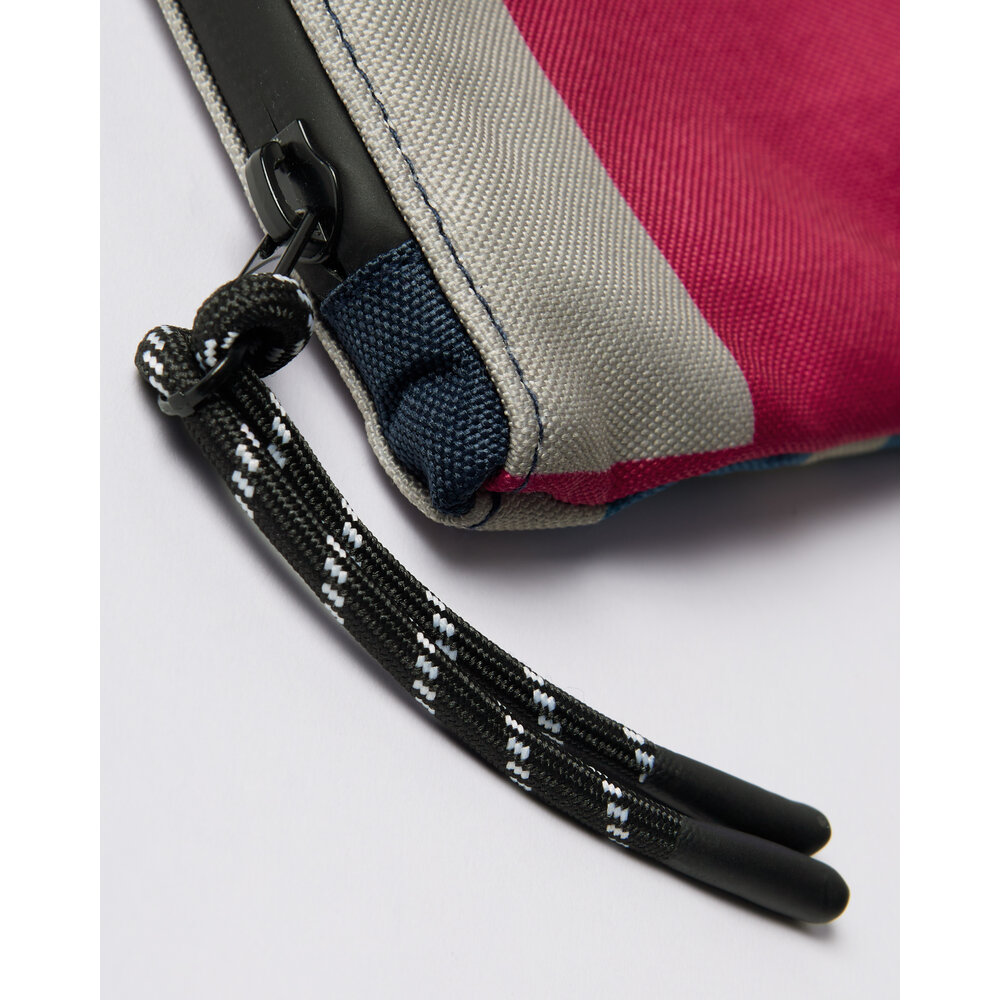 BY PARRA BY PARRA VERTICAL FOREST BAG BY PARRA VERTICAL FOREST BAG