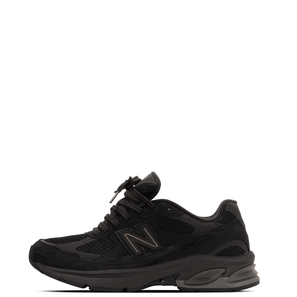 NEW BALANCE 2010  ‘BLACK CEMENT’