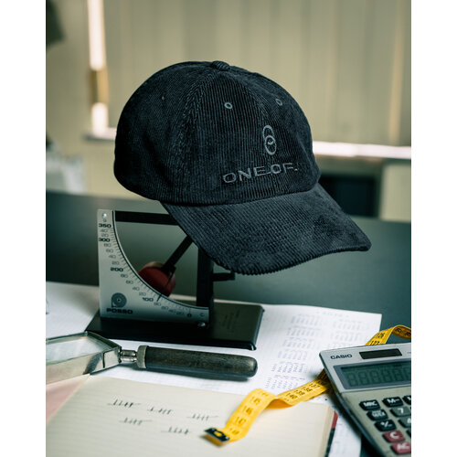 ONE.OF.XX CAP 4 ‘BLACK CORDUROY’