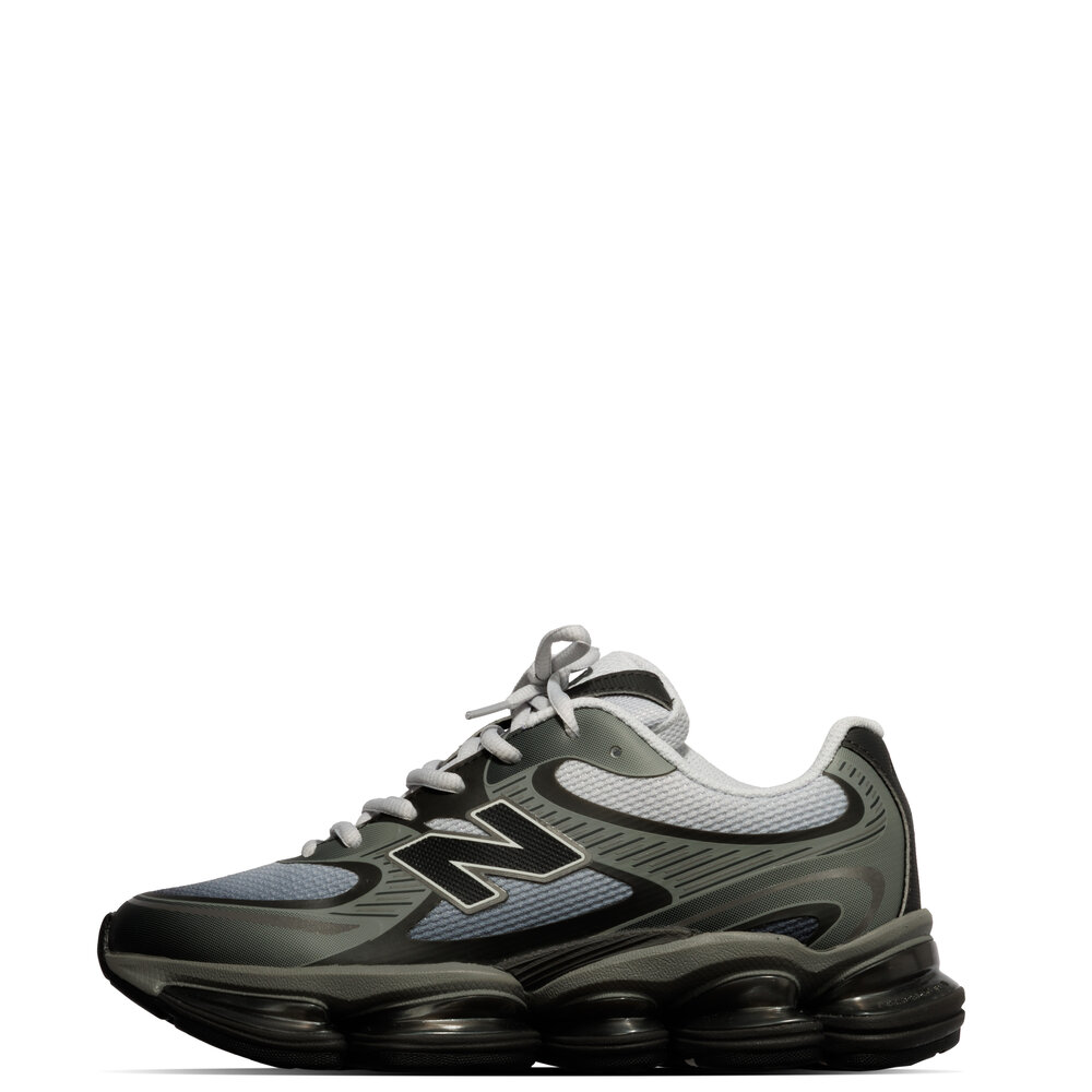 NEW BALANCE 2000 ‘PEARL GREY/BLACK’