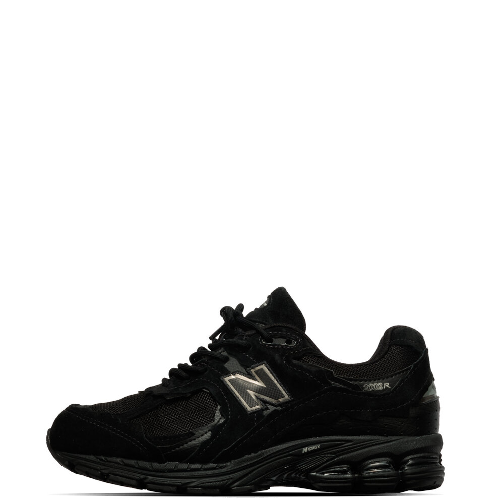 NEW BALANCE 2002 PROTECTION PACK GORE-TEX 'BLACK'