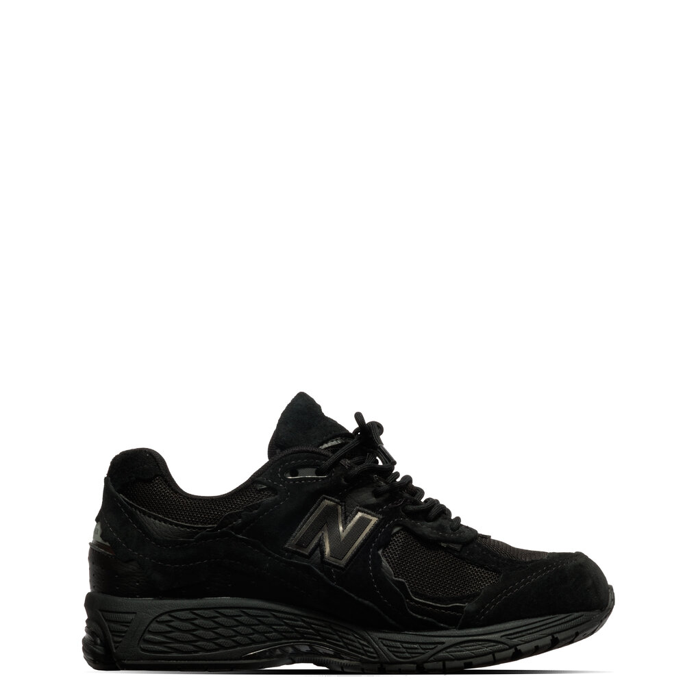 NEW BALANCE 2002 PROTECTION PACK GORE-TEX 'BLACK'