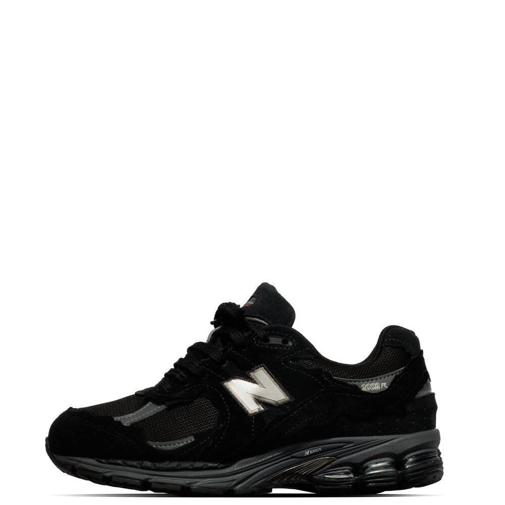 NEW BALANCE 2002 PROTECTION PACK GORE-TEX ‘MAGNET’