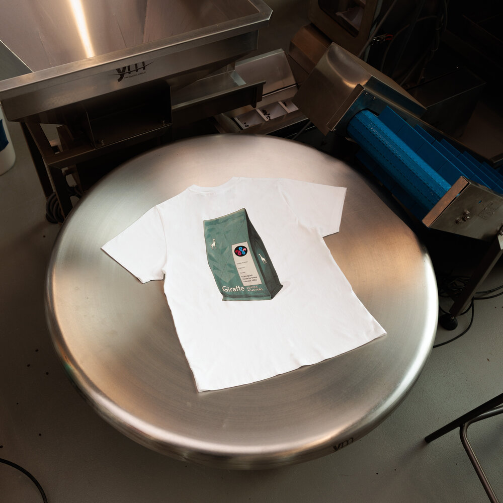 WOEI X GIRAFFE COFFEE TEE